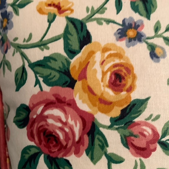 Longaberger Garden Splendor Pillows. Set of 2 - Picture 12 of 16